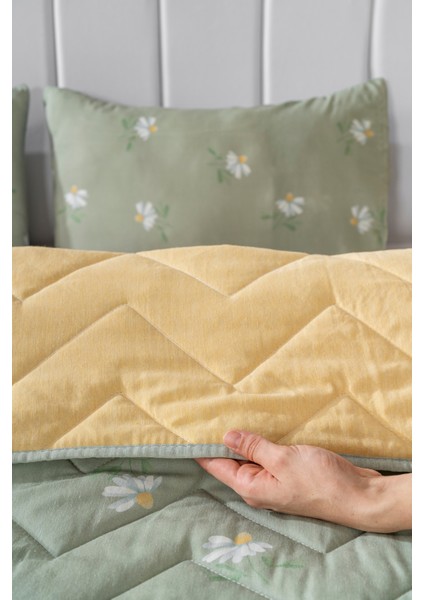 Yeşil Papatya Çift Kişilik Pamuklu Kapitone Pike & Yatak Örtüsü