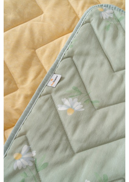 Yeşil Papatya Çift Kişilik Pamuklu Kapitone Pike & Yatak Örtüsü