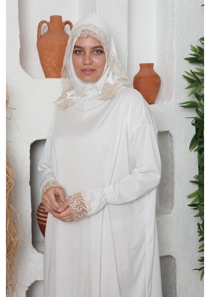 Kendinden Başörtülü Iki Renkli Şık Namaz Elbisesi