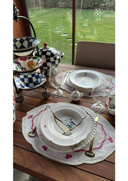 Ekru ve Pembe Renklerde, 2'li Amerikan Servis Seti, Şık ve Kullanışlı Tasarım indirimleri