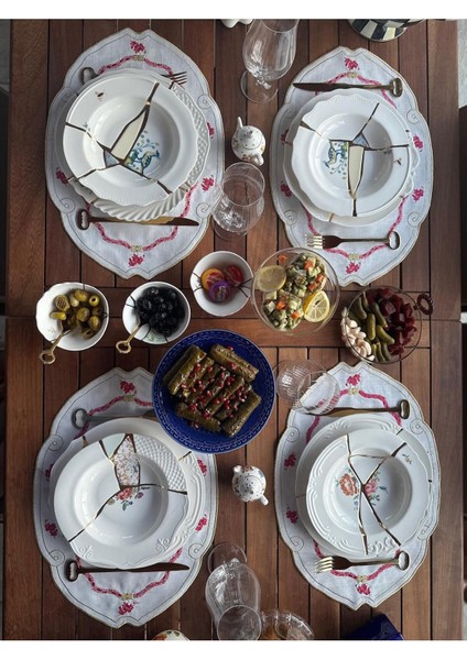 Ekru ve Pembe Renklerde, 2'li Amerikan Servis Seti, Şık ve Kullanışlı Tasarım