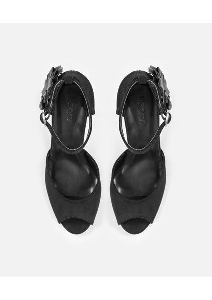 Çiçek Figürlü Topuklu Ayakkabı indirimleri