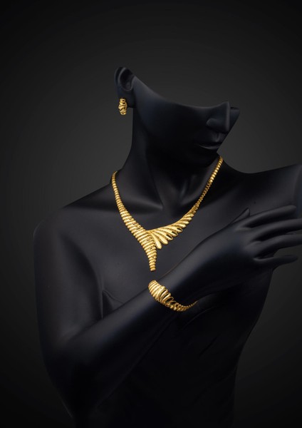 Ajda Model Altın Taşsız Düğün Seti modelleri