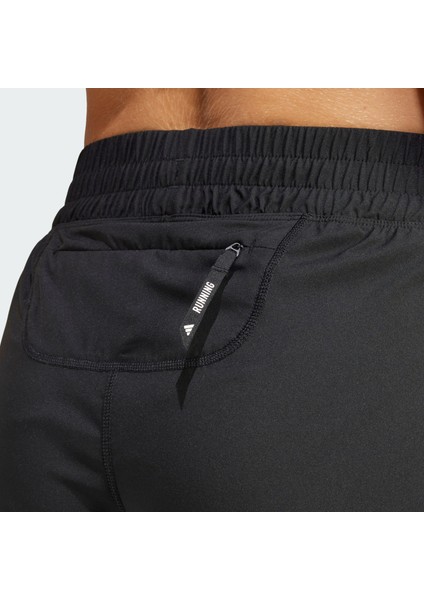 Performance IX6371 Own the Run Shorts fırsatları