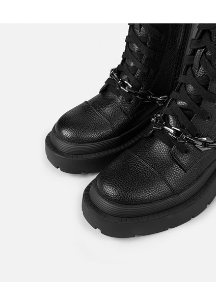 Metal Aksesuarlı Bot fırsatları