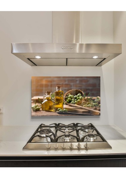 Renkli Ocak Arkası Cam Tablo, Mutfak Dekoruna Şık ve Koruyucu Tasarım.