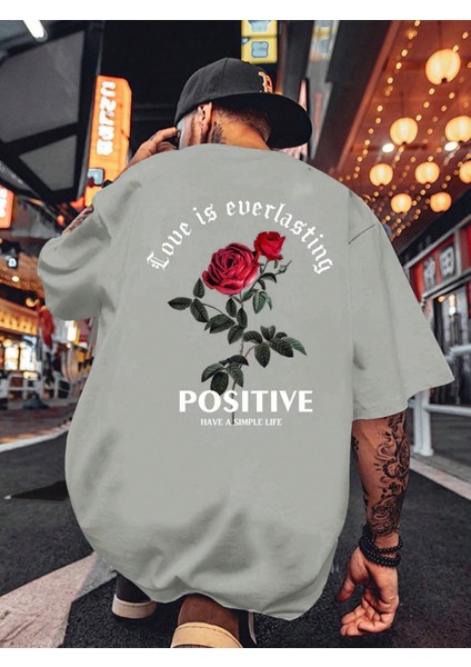 Erkek Gri Bisiklet Yaka Love Is Overlasting Baskılı T-Shirt