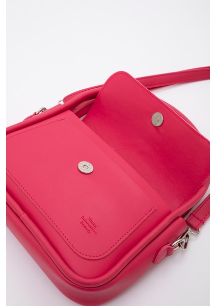 Fuşya SHK97 Suni Deri Ön Cep Detaylı 2 Bölmeli Ayarlanabilir Askılı El,kol ve Omuz Çantası indirimleri