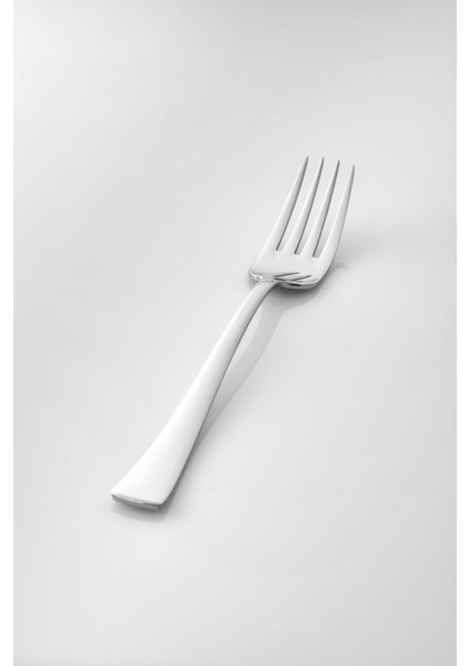 Giza 6'lı Paslanmaz Çelik Yemek Çatalı – Parlak Yüzeyli Klasik Tasarım