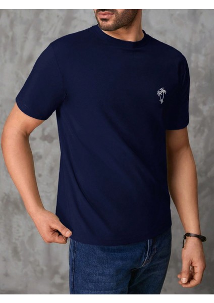 Erkek Lacivert Bisiklet Yaka Göğsü Palmiye Baskılı T-Shirt indirimleri