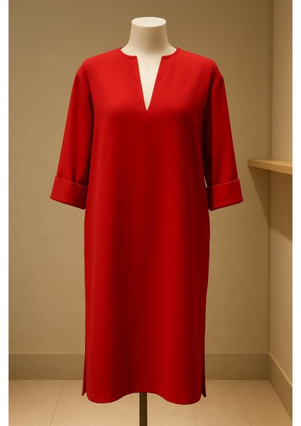 Rahat ve Geniş Kalıp V Yaka Yırtmaçlı Cepli Uzun Kırmızı Elbise fırsatları