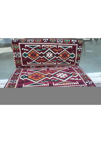 Şark Köşesi Ikili Seti, Bordo