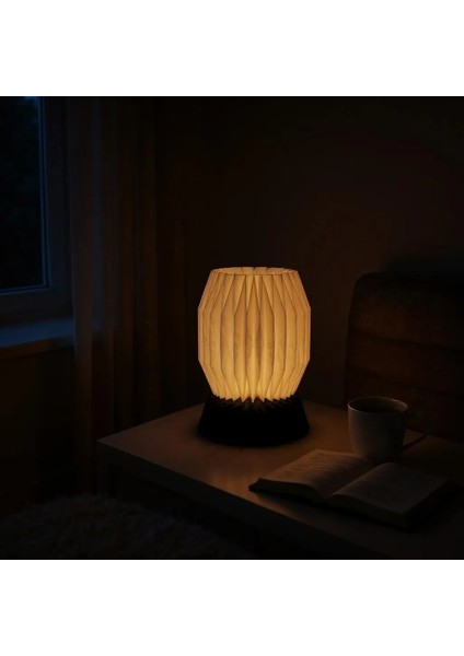 Vela El Yapımı Masa Lambası - Prizmatik Tasarımlı Beyaz Şapka & Reçine Taban modelleri