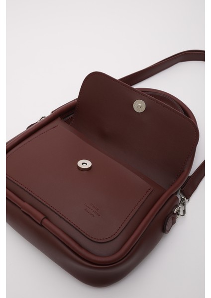 Bordo SHK97 Suni Deri Ön Cep Detaylı 2 Bölmeli Ayarlanabilir Askılı El,kol ve Omuz Çantası