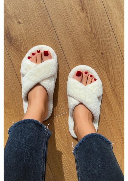 Kadın Ev Terliği Pofuduk Çapraz Ev Terliği fiyatları