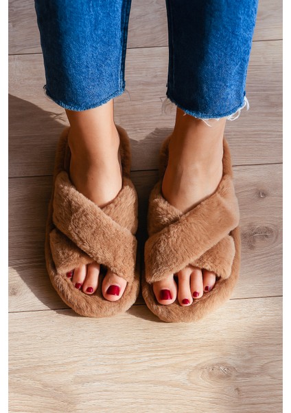 Kadın Ev Terliği Pofuduk Çapraz Ev Terliği fırsatları