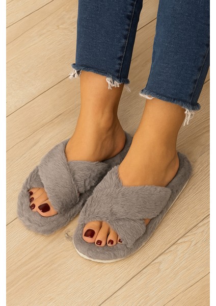 Kadın Ev Terliği Pofuduk Çapraz Ev Terliği modelleri