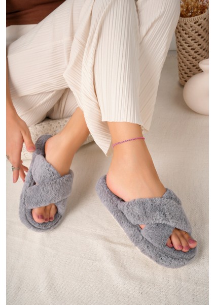 Kadın Ev Terliği Pofuduk Çapraz Ev Terliği fırsatları