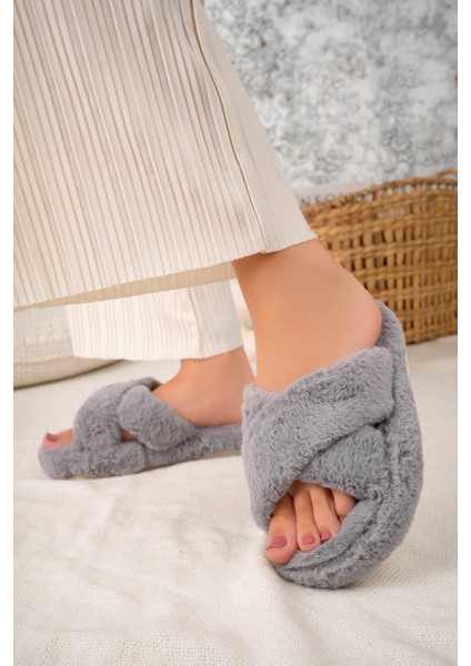 Kadın Ev Terliği Pofuduk Çapraz Ev Terliği indirimleri