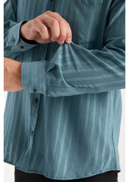 Erkek Gömlek Yeşil Uzun Kollu Cepli Oversize Rahat Kalıp Dökümlü Pamuklu Likralı Günlük Şık Model fırsatları