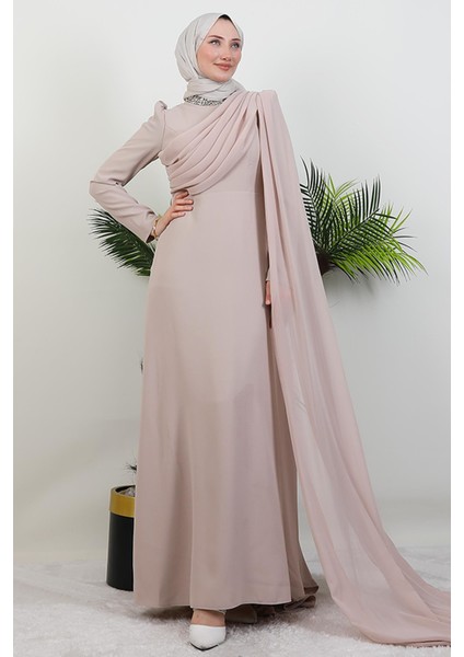 Yakası Taşlı Elbise Krem