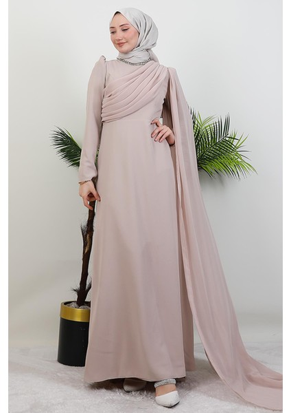 Yakası Taşlı Elbise Krem fırsatları