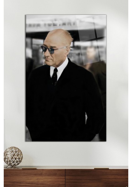 Gözlüklü Mustafa Kemal Atatürk Cam Tablo, Ev Ofis Dekoru, Hediyelik Duvar Dekorasyonu, Kırılmaz Cam