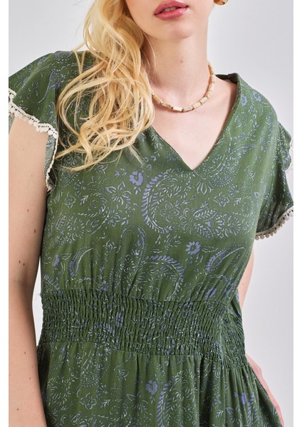 Kadın V Yaka Güpür Detaylı Gipeli Mini Elbise Haki fırsatları