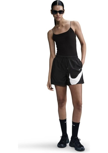 Sportswear Classic Woven 13 cm Kadın Siyah Şort fiyatları