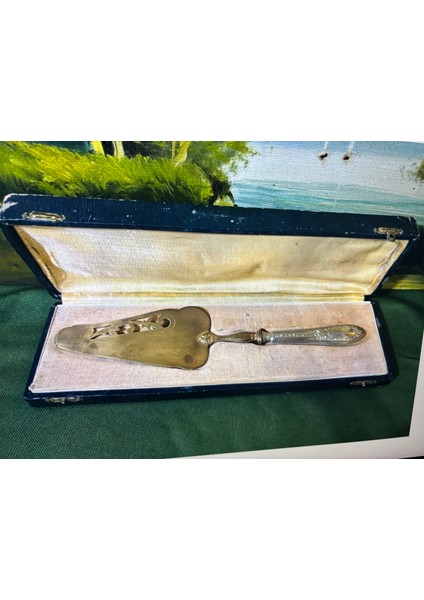 1960 Lar Fransız Altın ve Gümüş Kaplama Servis Spatulası - Spatula Boyu 25,5 cm
