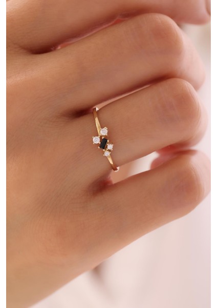 14 Ayar Minimal Siyah Taşlı Yüzük fiyatları