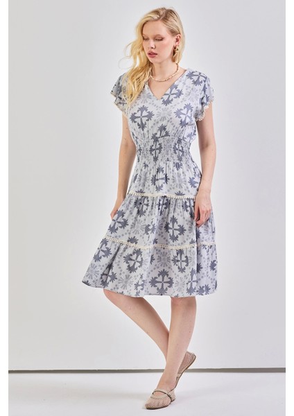 Kadın V Yaka Güpür Detaylı Gipeli Mini Elbise Gri indirimleri