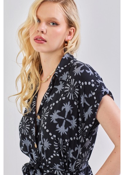 Kadın Desenli Kuşak Detaylı Gömlek Elbise Siyah fiyatları