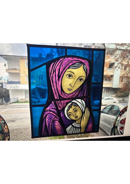 Madonna ve Çocuk Vitray Pano 29,5 cm x 24 cm Ölçülerinde