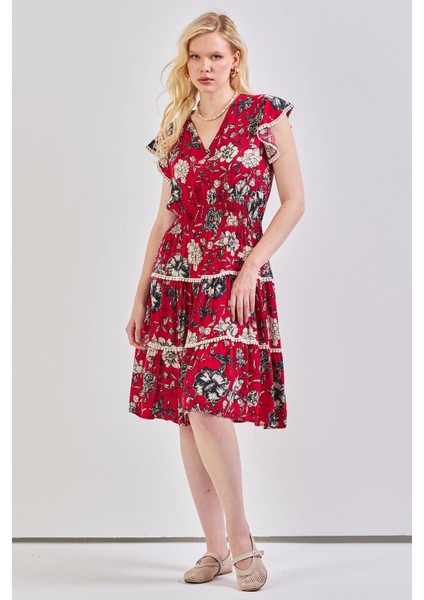 Kadın V Yaka Güpür Detaylı Gipeli Mini Elbise Kırmızı indirimleri