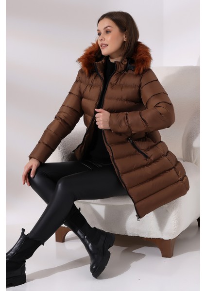 Kadın Kapüşonlu Fermuarlı Microjel Dolumlu Peluşlu Su ve Rüzgar Gecirmez Monta indirimleri