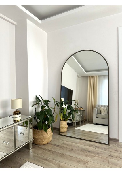 Renkli Pirinç Eskitme Metal Çerçeveli Oval Ayaklı Boy Aynası 180X100 cm modelleri