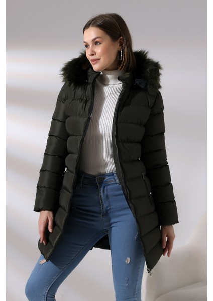 Kadın Kapüşonlu Fermuarlı Microjel Dolumlu Peluşlu Su ve Rüzgar Gecirmez Monta modelleri