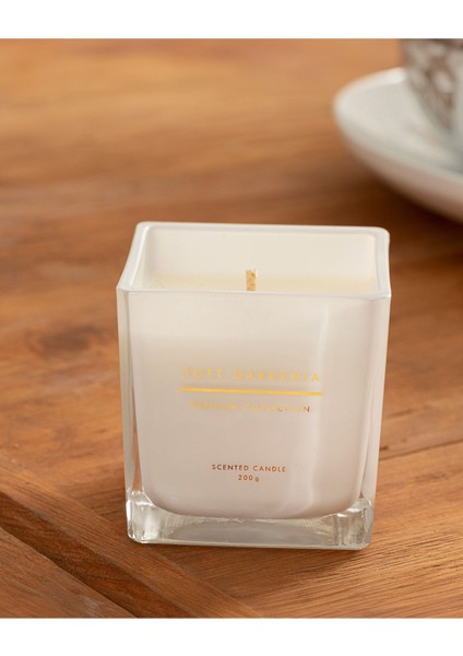 Ferah Gardenia Kokulu Mum 200 Gr, Evinizde Huzur ve Şıklık Sağlar.