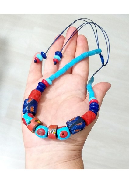 Bodrum Cam Nazar Lacivert Kırmızı Gana Krobo Cam Boncuklu Ayarlanabilir Ipli Kolye