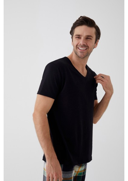 Erkek Pamuklu V Yaka Kısa Kollu Tişört