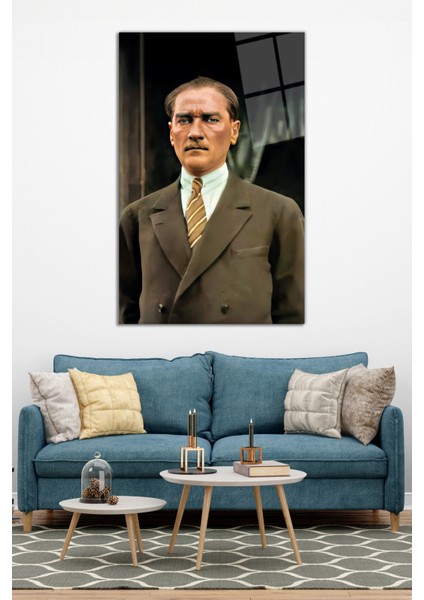 Takım Elbiseli Atatürk Portresi Cam Tablo, Modern Ev ve Ofis Dekoru, Hediyelik Duvar Dekorasyonu modelleri