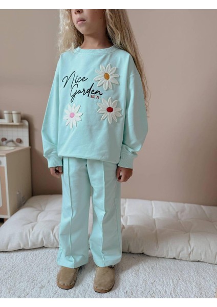 Çiçek Aplike Desenli Uzun Kollu Kız Çocuk Alt Üst Takım modelleri