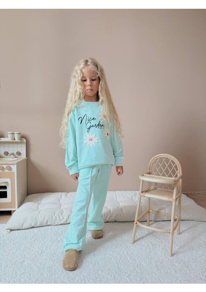 Çiçek Aplike Desenli Uzun Kollu Kız Çocuk Alt Üst Takım fırsatları