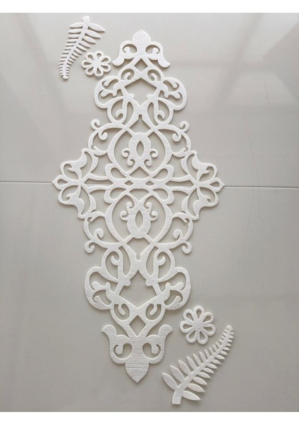 Ekru Keçe Masa Runnerı, Yaprak ve Çiçek Motifleri, 97X45.5 Cm, Hediye Seti