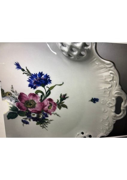 Rosenthal Classic Rose Ajurlu ve Gofreli Büyük Boy Tabak 30 cm 28 cm 4,5 cm Ölçülerinde modelleri