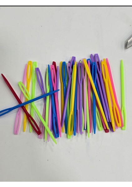 Plastik Dikiş Iğnesi 10 Adet