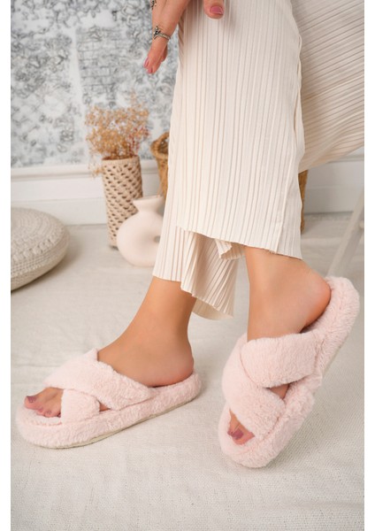 Pofuduk Peluş Çapraz Bantlı Kadın Ev Terliği Kışlık Yumuşak Ev Terliği Ses Yapmaz Taban fiyatları