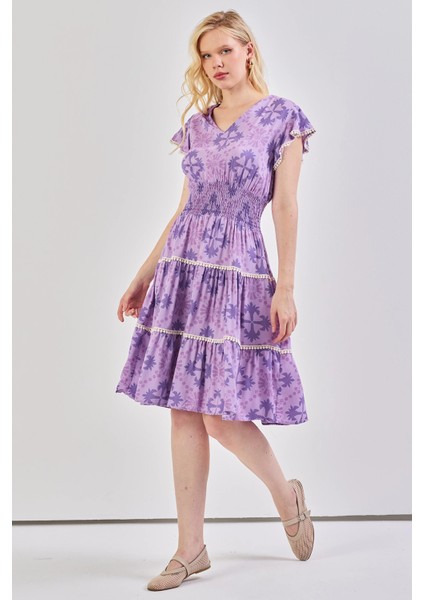 Kadın V Yaka Güpür Detaylı Gipeli Mini Elbise Lila fiyatları