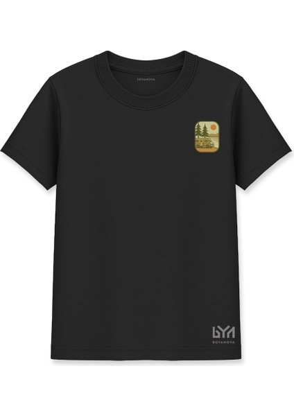 Karavan ve Orman Manzaralı Illüstrasyon Siyah Basic Tişört